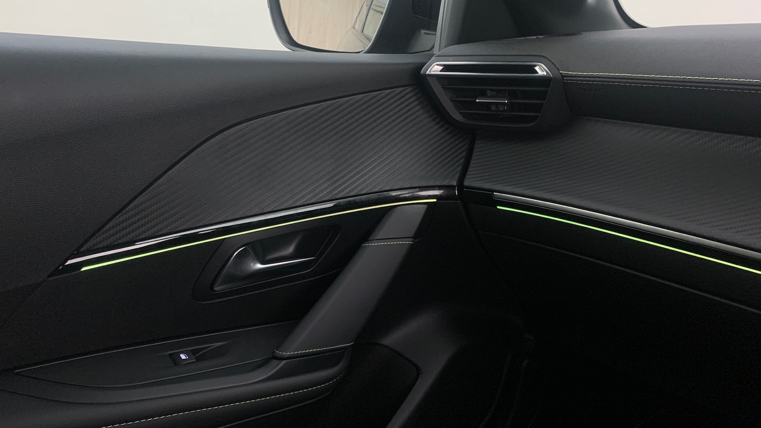 Used Peugeot 208 2024 for sale - 76825710: Photo 40