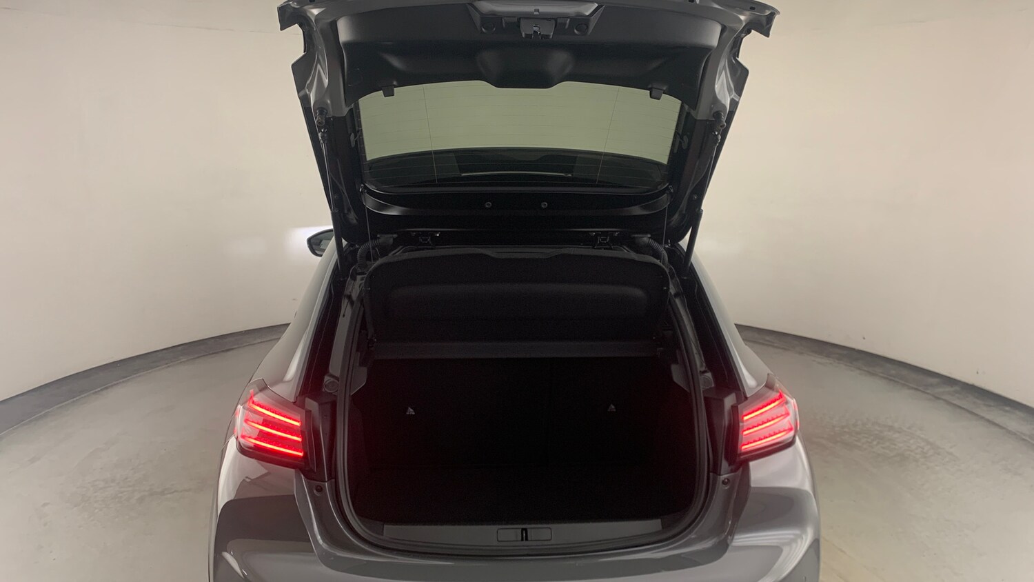 Used Peugeot 208 2024 for sale - 76825710: Photo 5