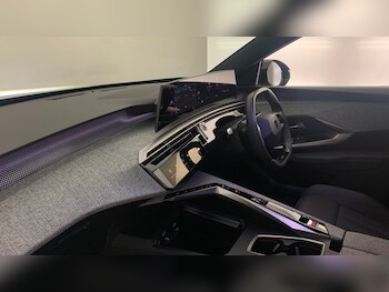 Used Peugeot 3008 2025 for sale - 76474345: Photo