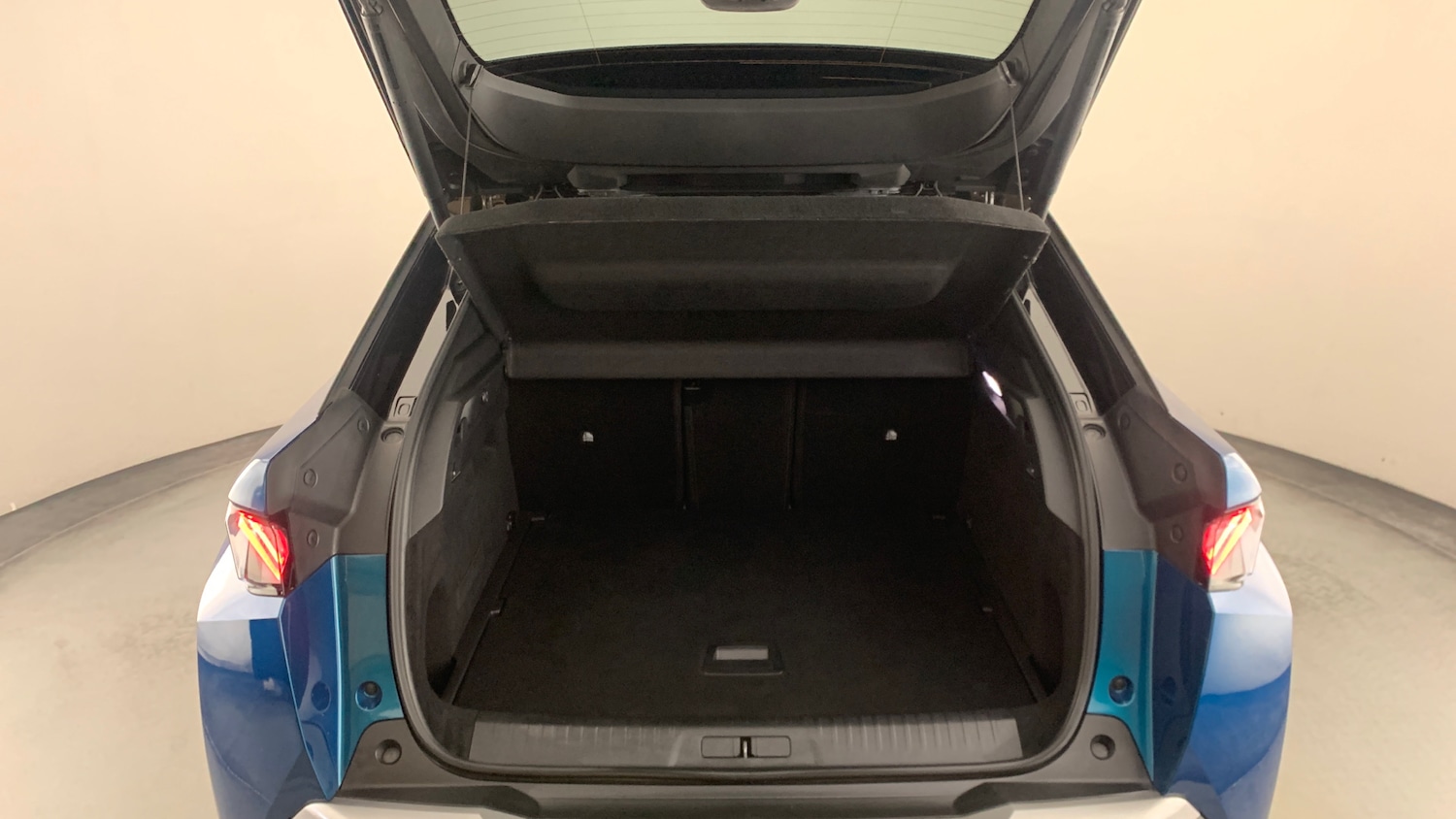 Used Peugeot 3008 2025 for sale - 76474345: Photo 5