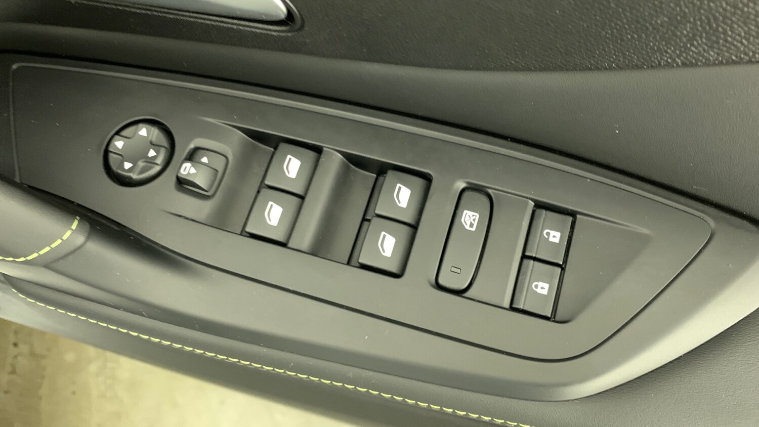 Used Peugeot 308 2024 for sale - 77910208: Photo 39