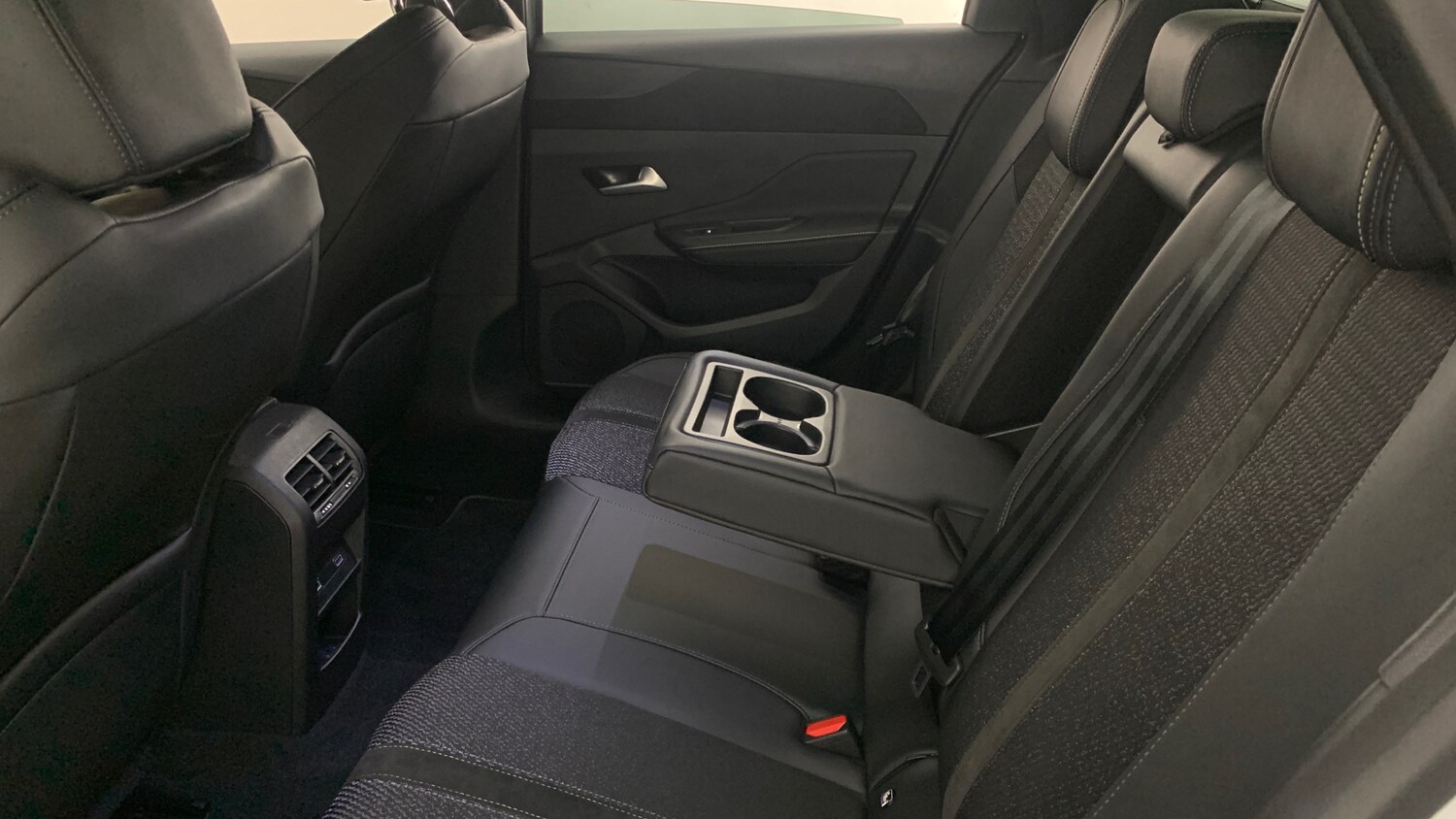 Used Peugeot 308 2024 for sale - 77910208: Photo 53