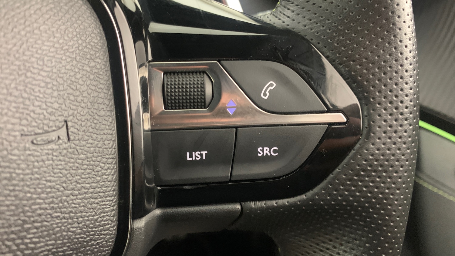 Used Peugeot 2008 2023 for sale - 76389551: Photo 18