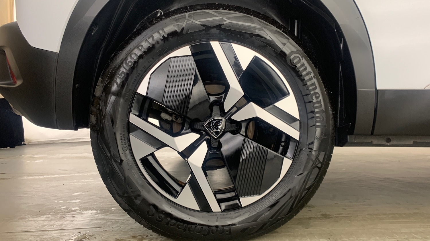 Used Peugeot 2008 2023 for sale - 76389551: Photo 22