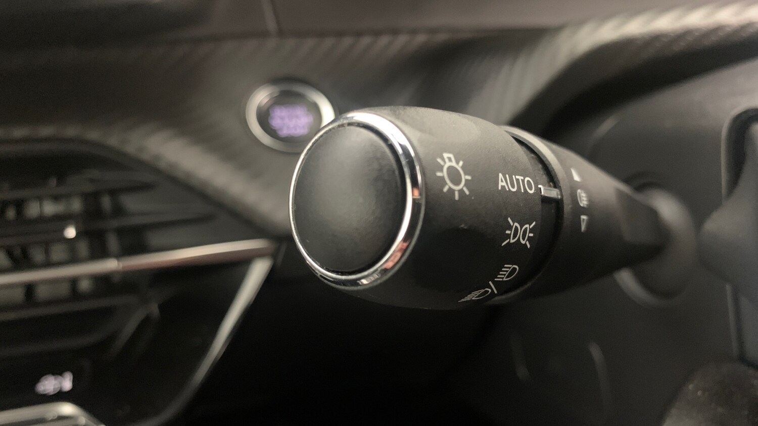 Used Peugeot 2008 2023 for sale - 76389551: Photo 37