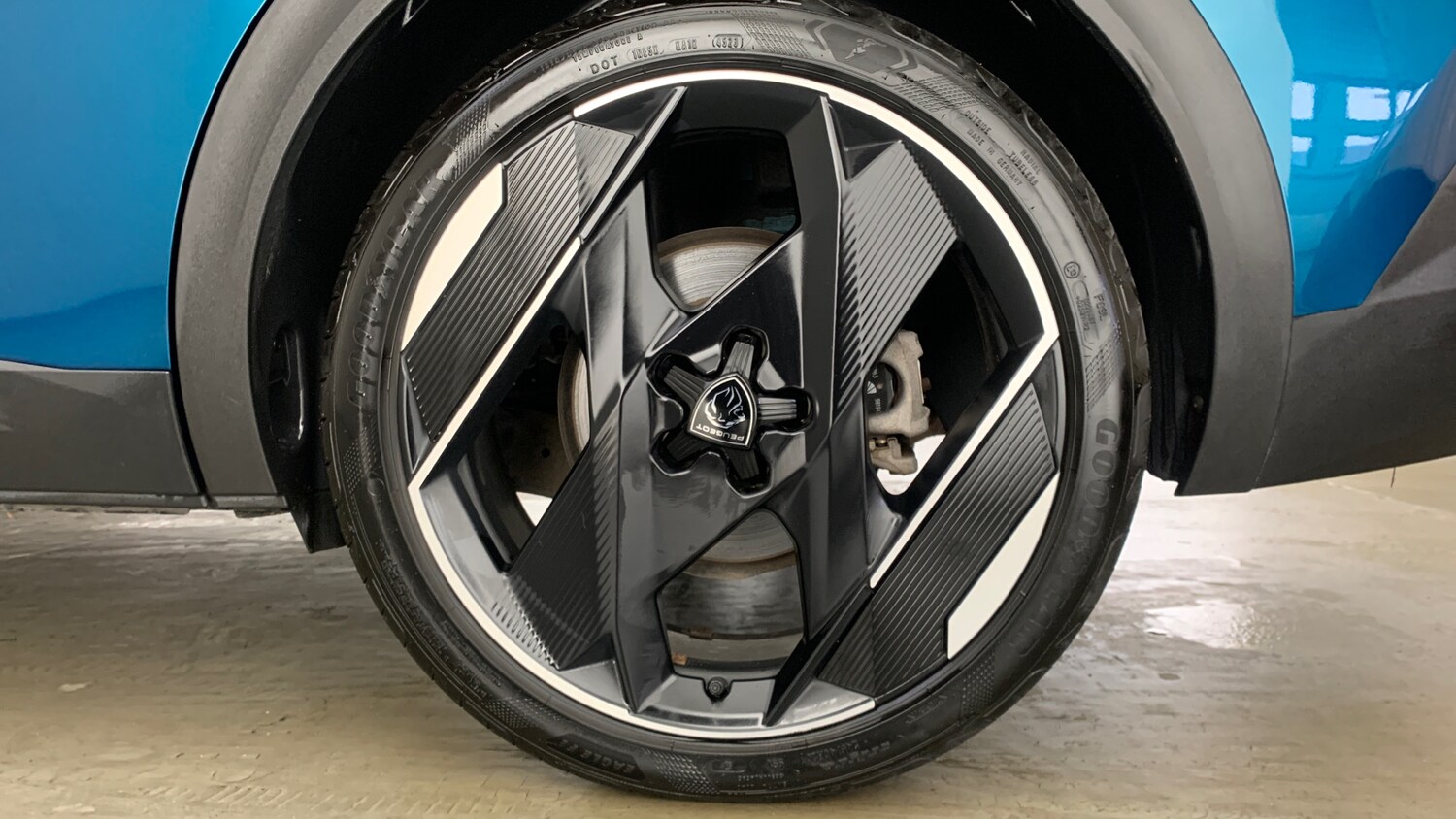 Used Peugeot 408 2024 for sale - 77697436: Photo 25