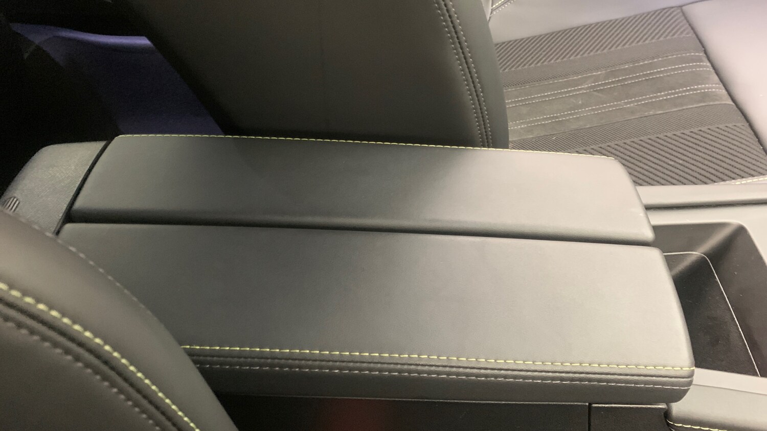 Used Peugeot 408 2024 for sale - 77697436: Photo 51