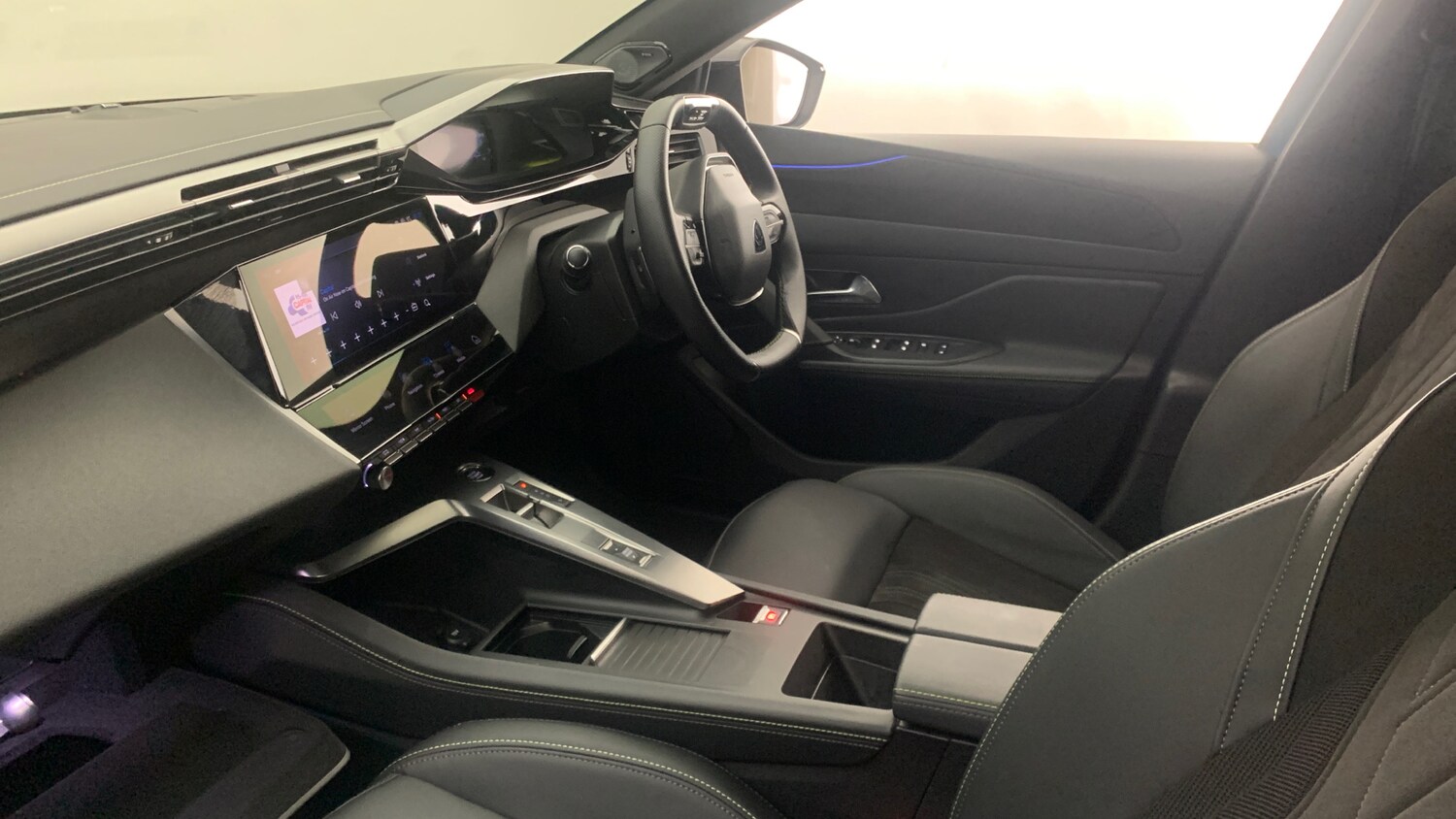 Used Peugeot 408 2024 for sale - 77697436: Photo 74