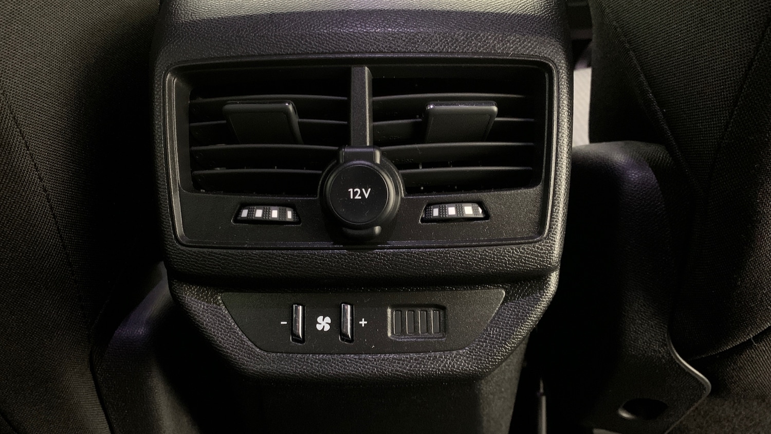 Used Peugeot 5008 2024 for sale - 77132438: Photo 44