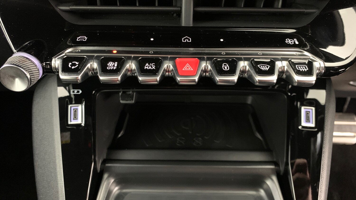 Used Peugeot 2008 2024 for sale - 76621404: Photo 30