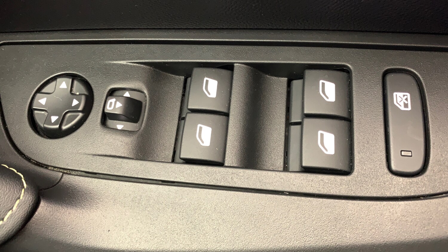 Used Peugeot 2008 2024 for sale - 76621404: Photo 37