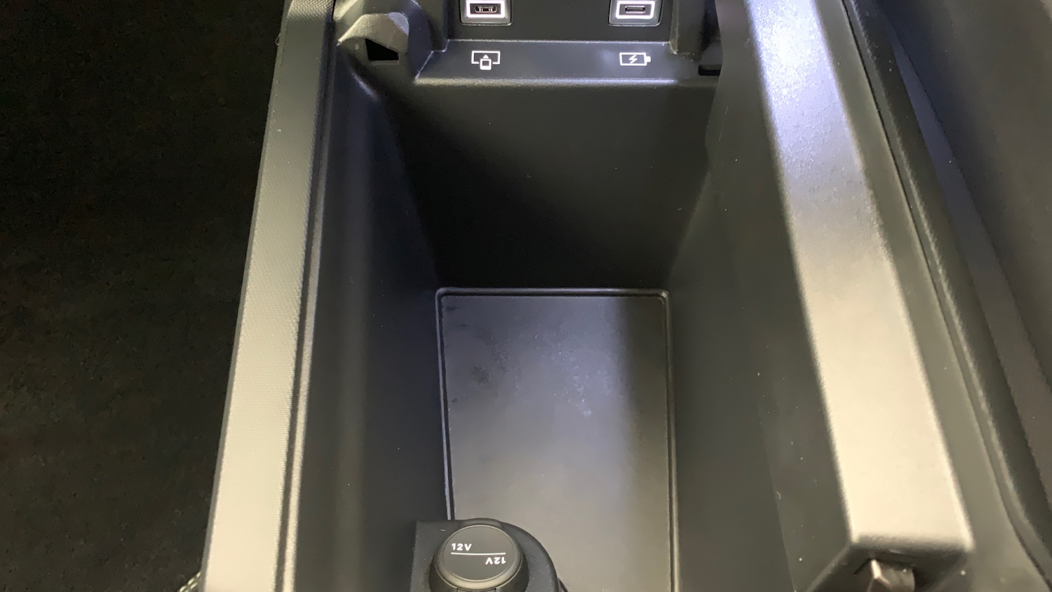 Used Peugeot 3008 2024 for sale - 76998806: Photo 25