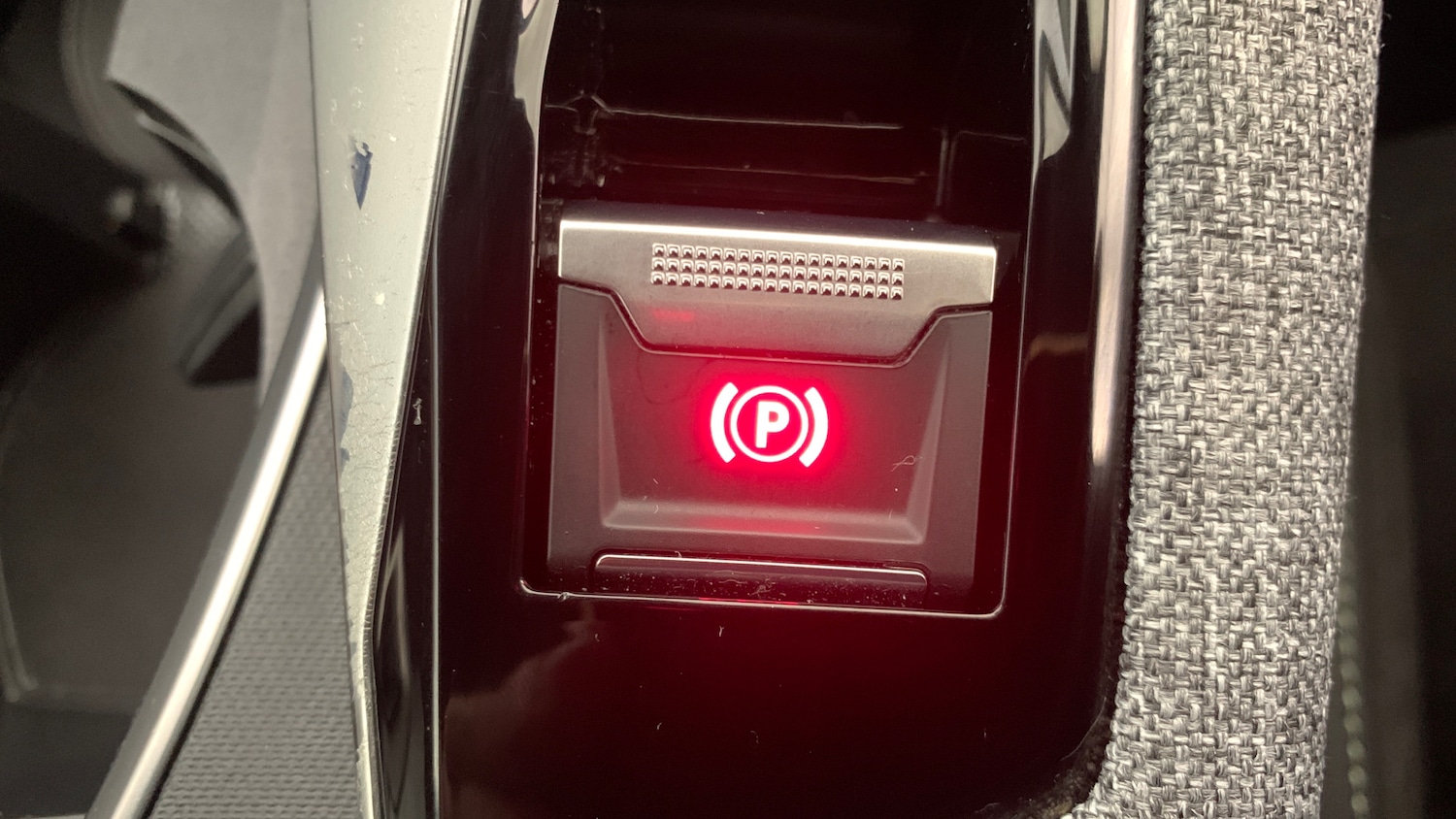 Used Peugeot 3008 2024 for sale - 76998806: Photo 37