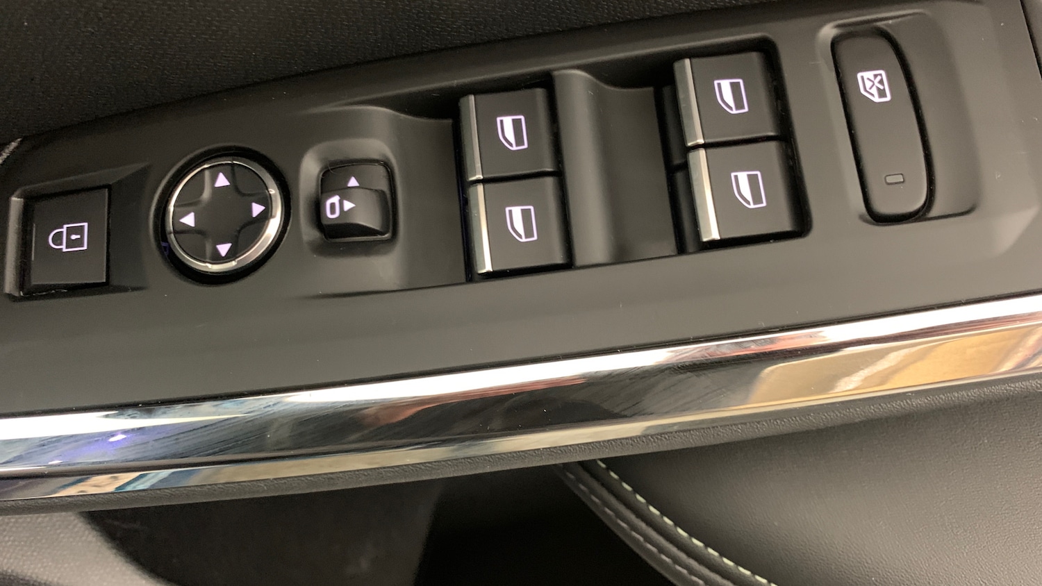 Used Peugeot 3008 2024 for sale - 76998806: Photo 41