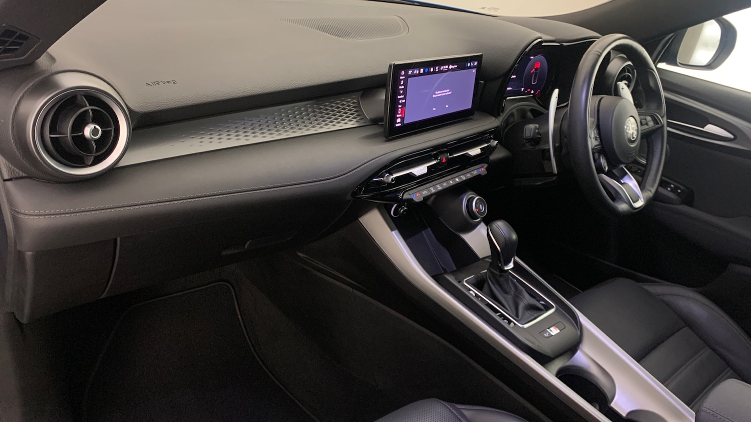 Used Alfa Romeo Tonale 2023 for sale - 76061549: Photo 2