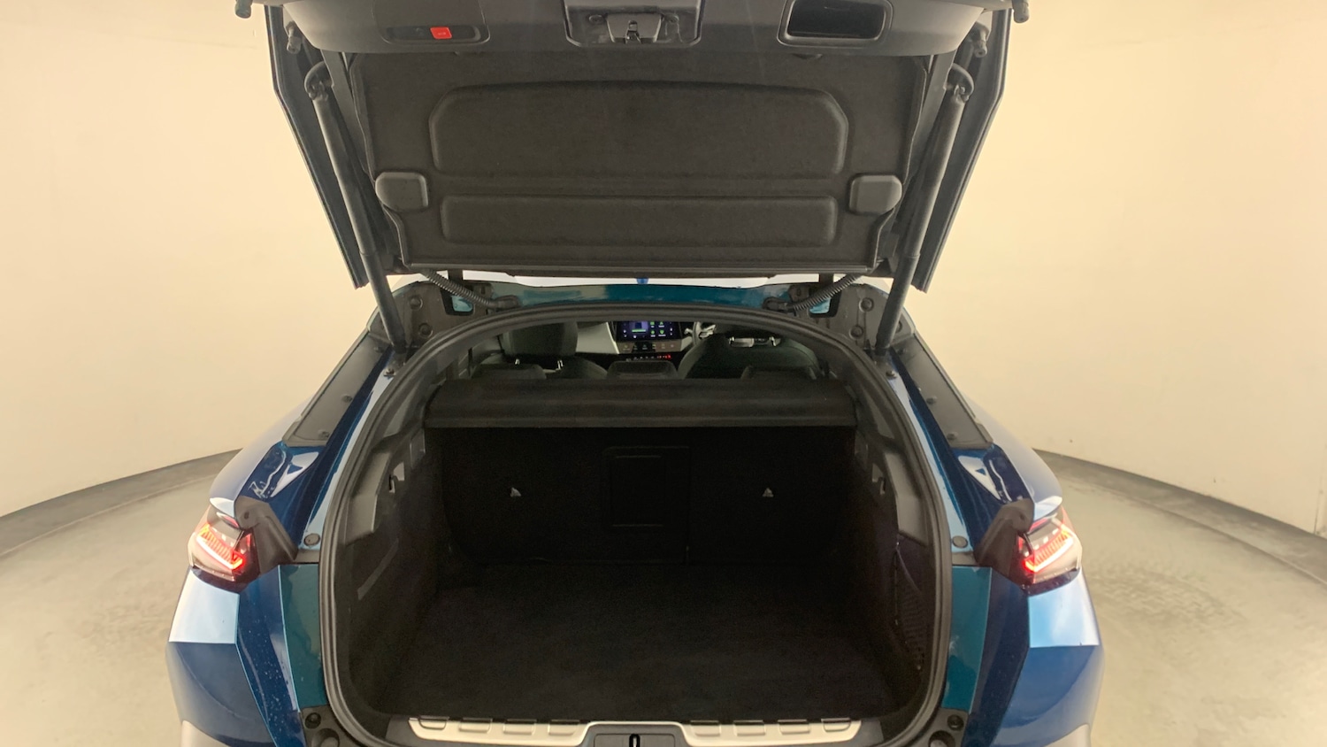 Used Peugeot 408 2025 for sale - 76887885: Photo 5