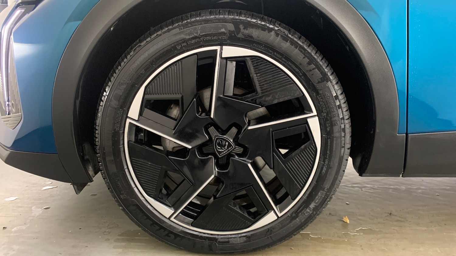 Used Peugeot 408 2025 for sale - 76887885: Photo 6