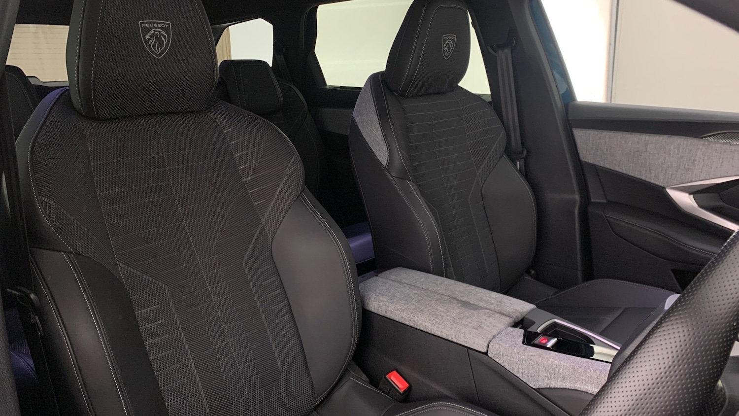 Used Peugeot 5008 2025 for sale - 77042348: Photo 46