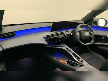 Used Peugeot 5008 2025 for sale - 78753438: Photo