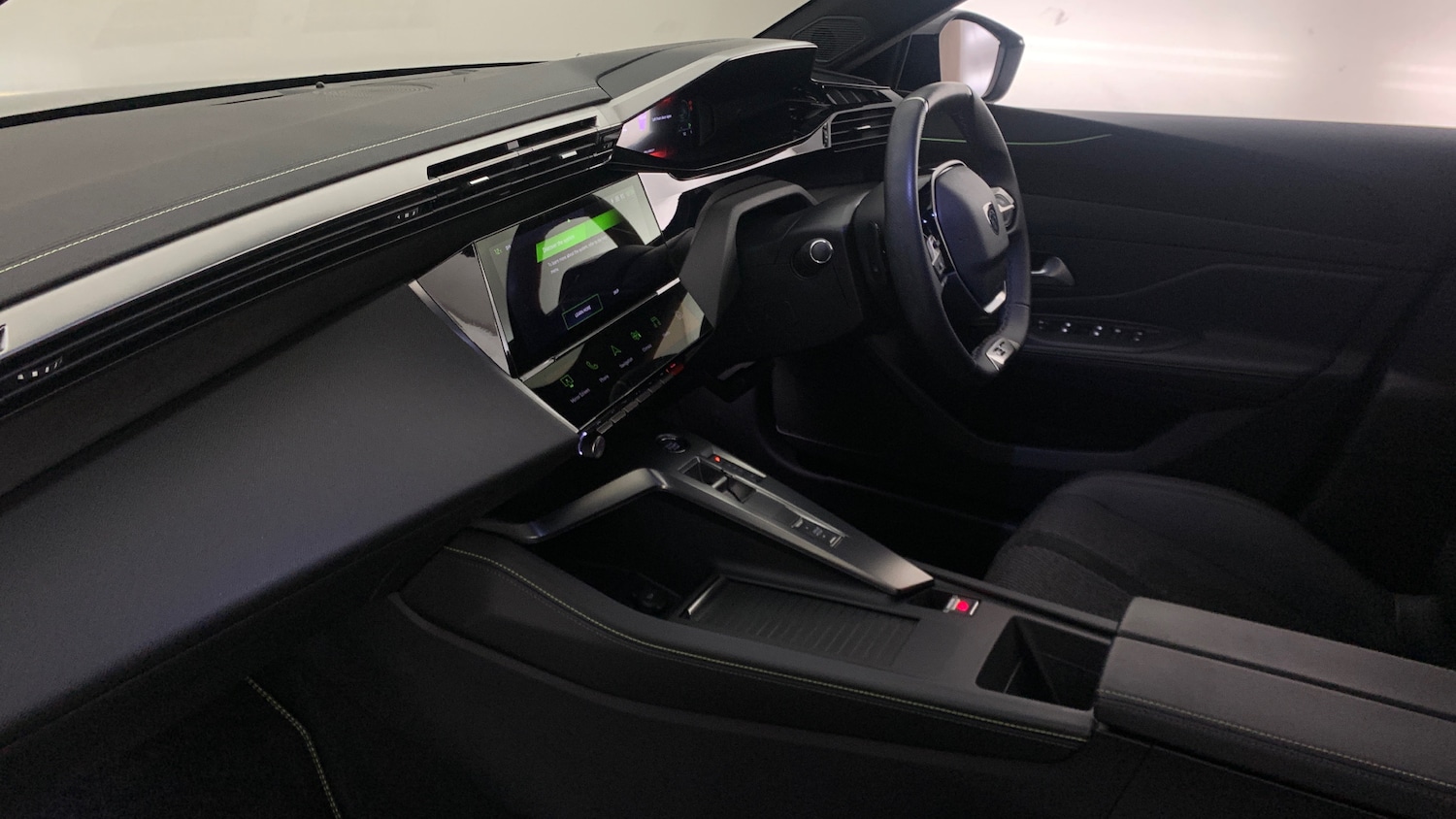 Used Peugeot 308 2025 for sale - 77042316: Photo 2