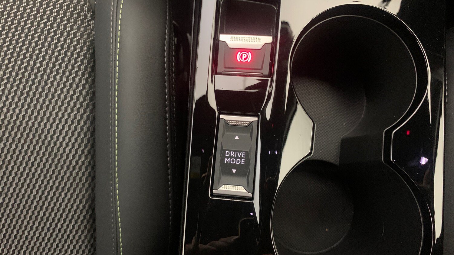 Used Peugeot 208 2024 for sale - 76123507: Photo 32