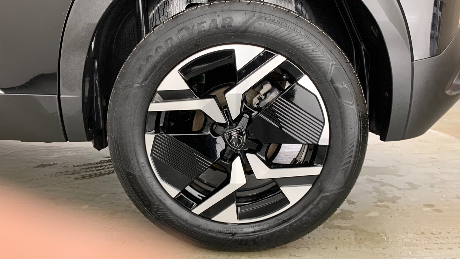 Used Peugeot 2008 2024 for sale - 77599607: Photo 17