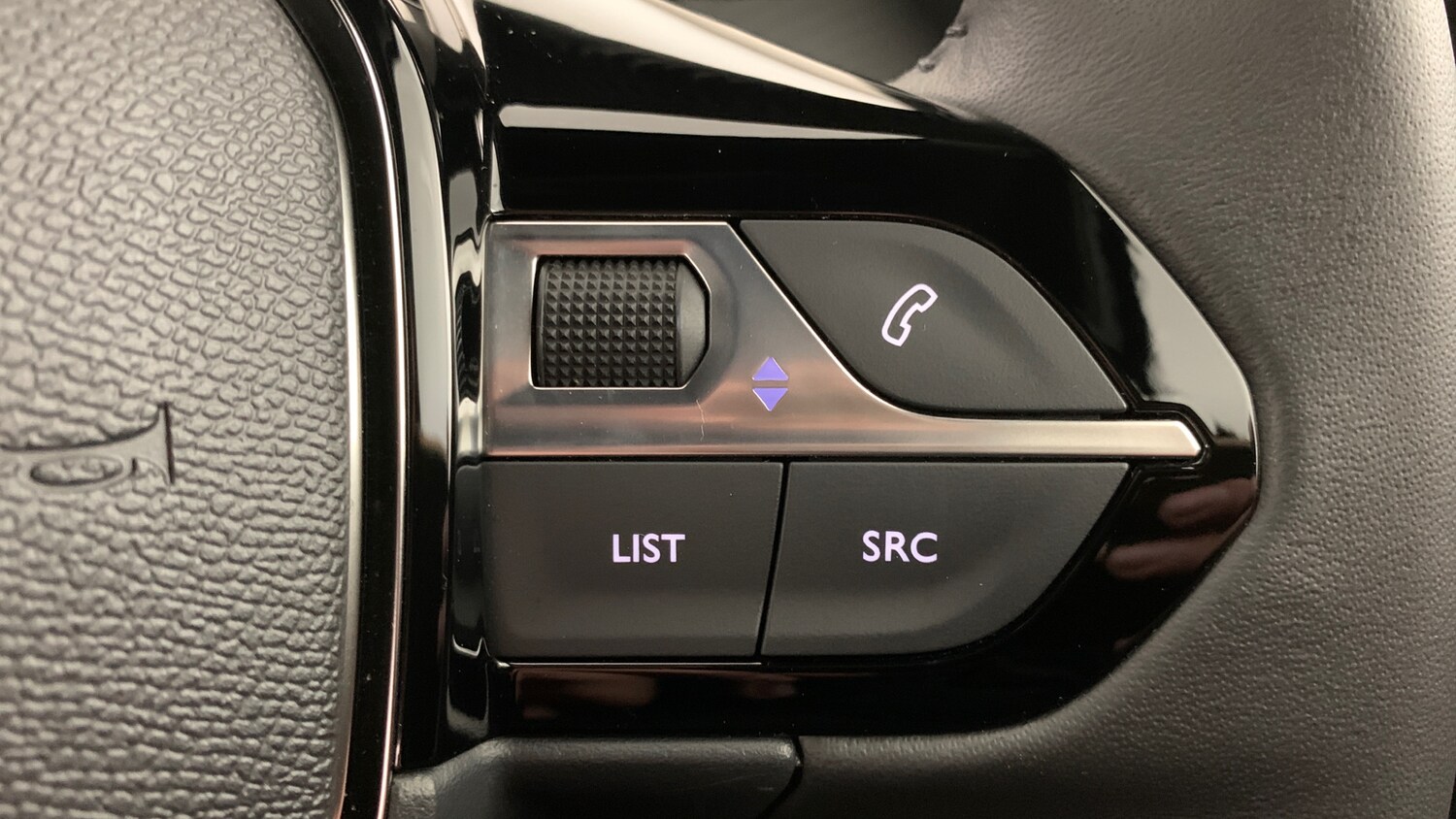 Used Peugeot 2008 2024 for sale - 77599607: Photo 18