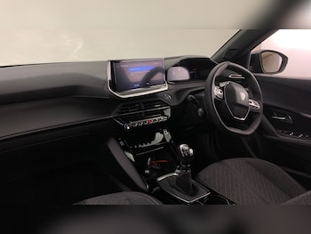 Used Peugeot 2008 2024 for sale - 77599607: Photo