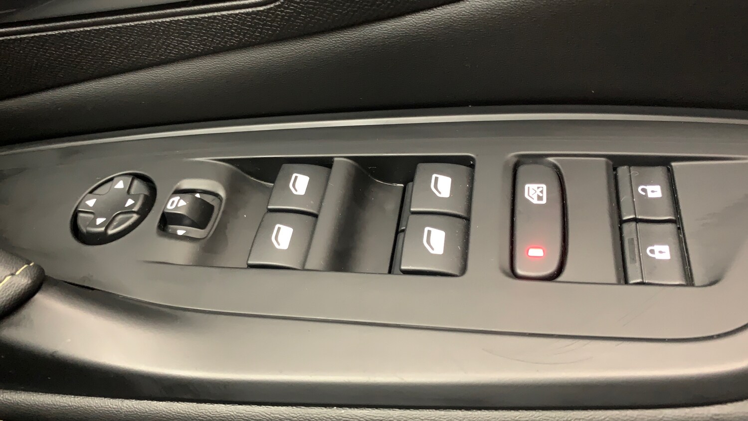 Used Peugeot 308 2023 for sale - 77659652: Photo 40