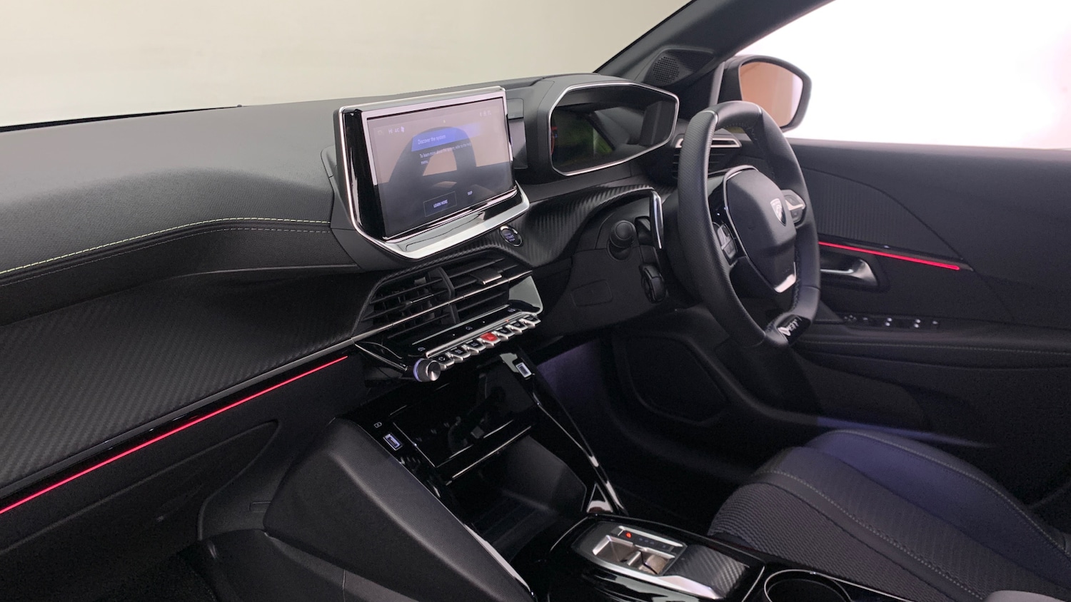 Used Peugeot 208 2025 for sale - 76586377: Photo 2