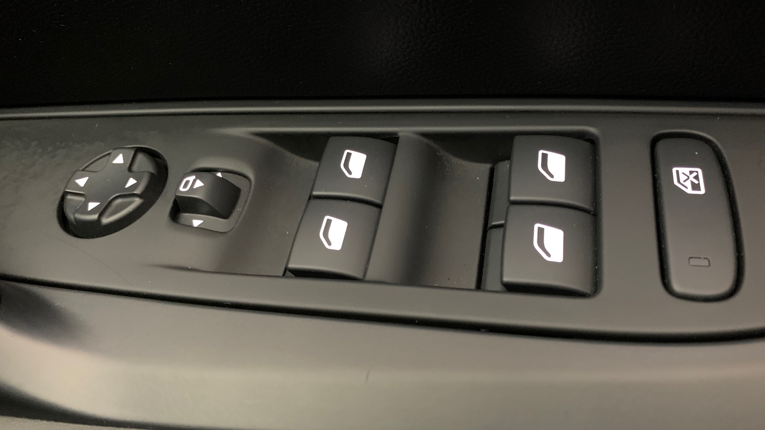 Used Peugeot 208 2025 for sale - 76621459: Photo 38