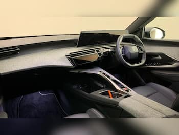 Used Peugeot 3008 2025 for sale - 79846674: Photo