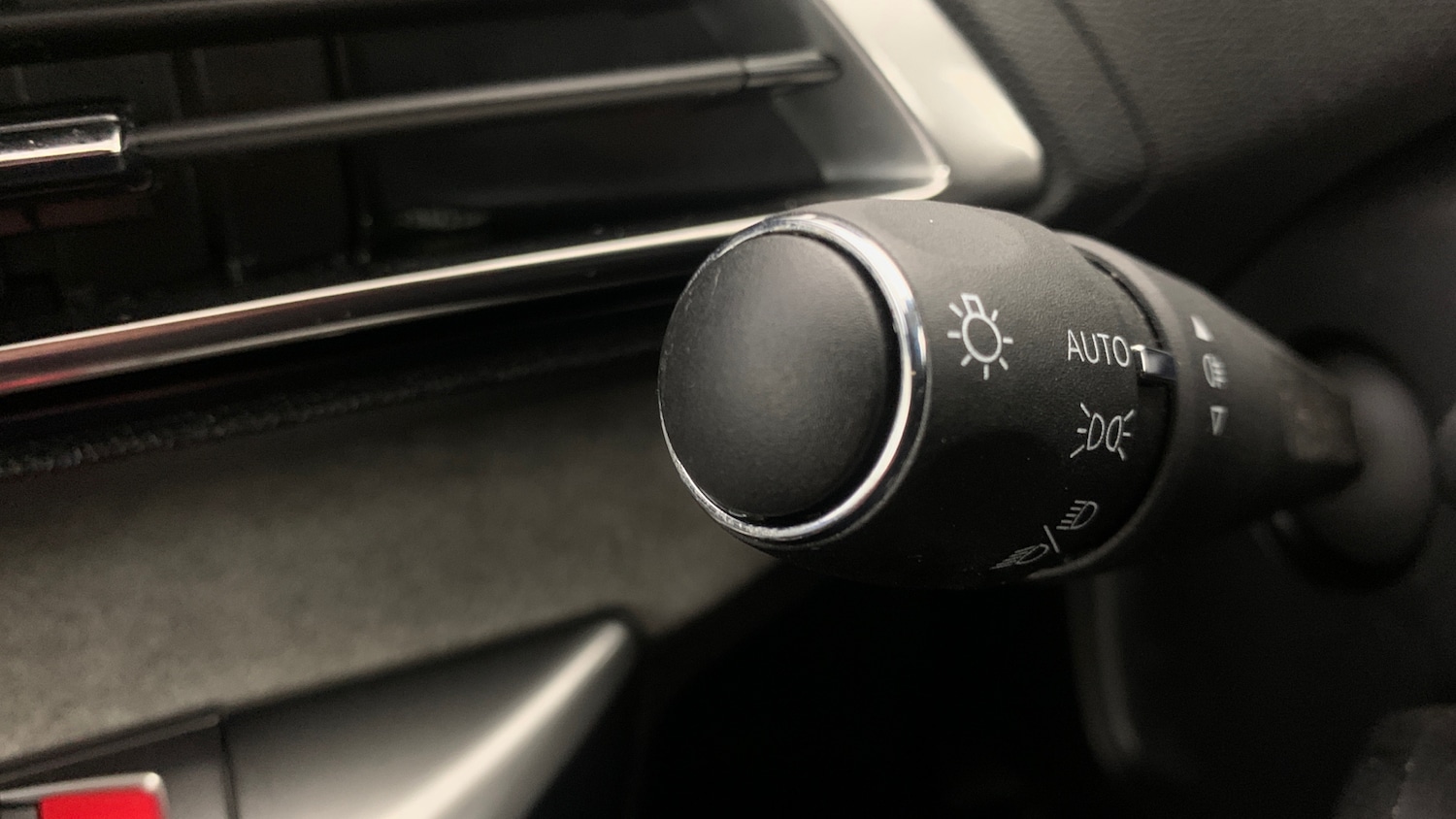 Used Peugeot 5008 2024 for sale - 77204900: Photo 37