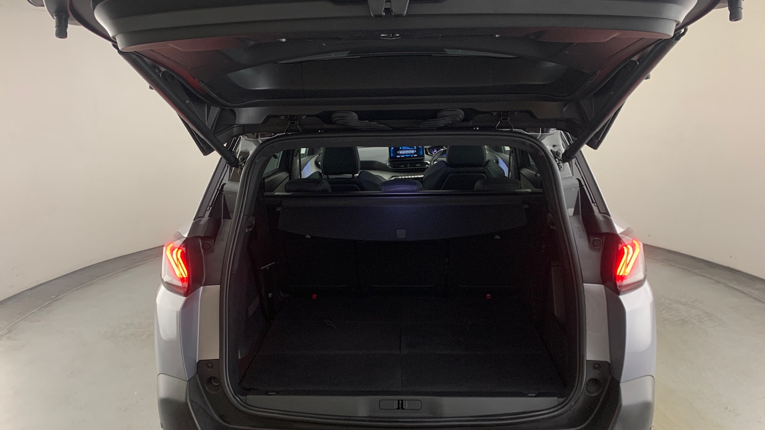 Used Peugeot 5008 2024 for sale - 77204900: Photo 6