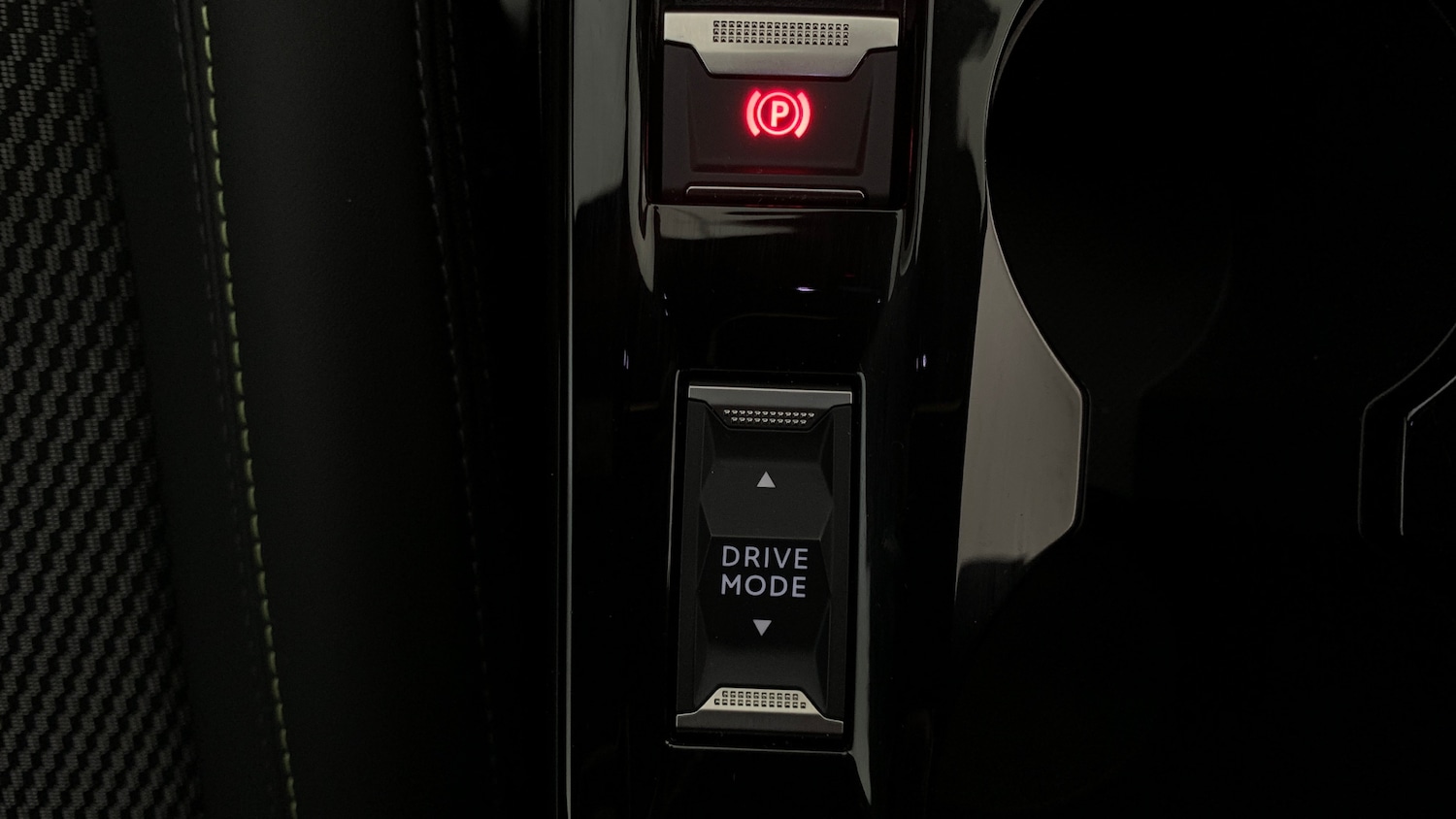 Used Peugeot 2008 2024 for sale - 76433822: Photo 32