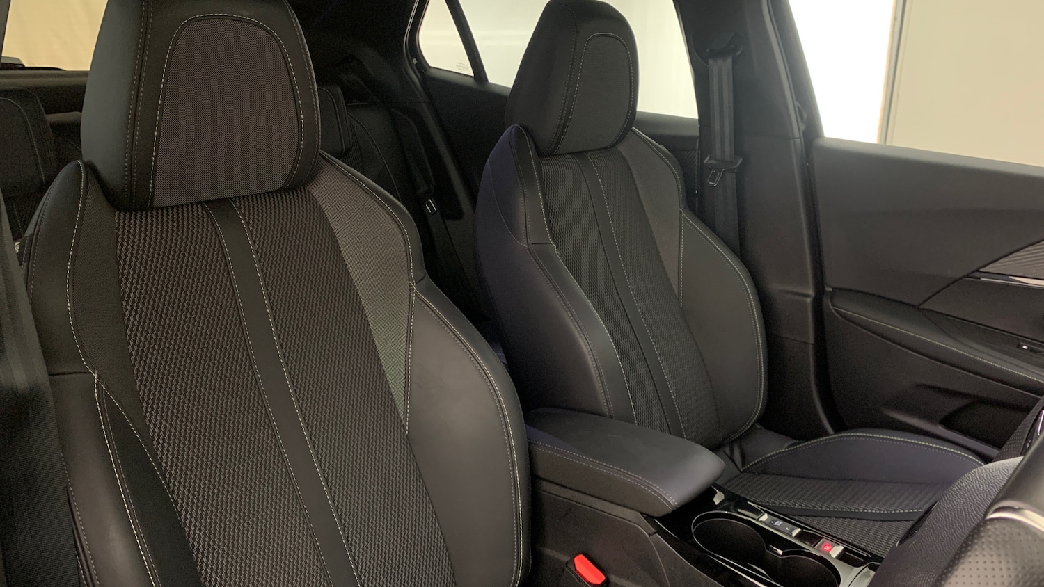 Used Peugeot 2008 2024 for sale - 76433822: Photo 41