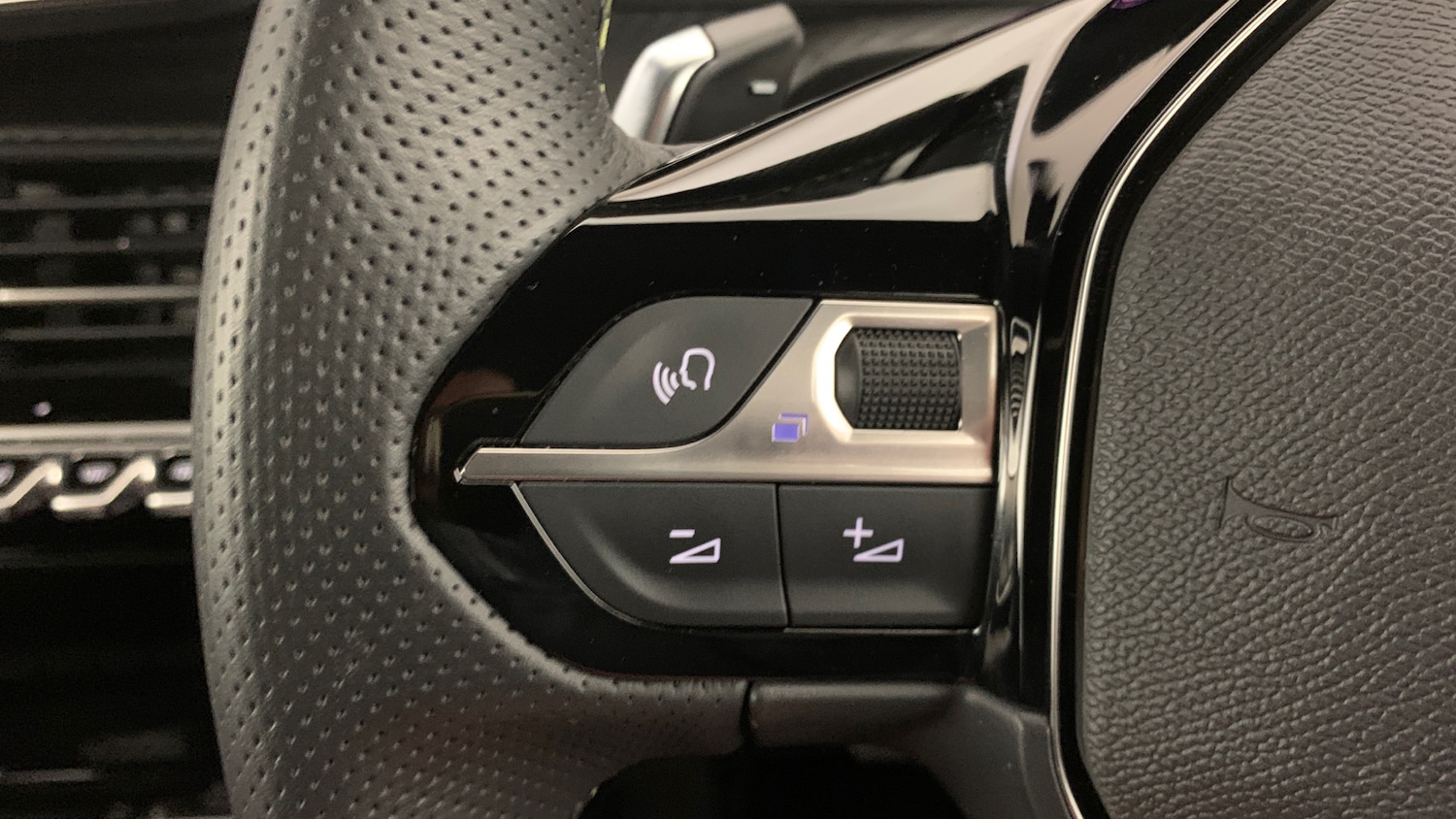 Used Peugeot 208 2024 for sale - 76110242: Photo 19
