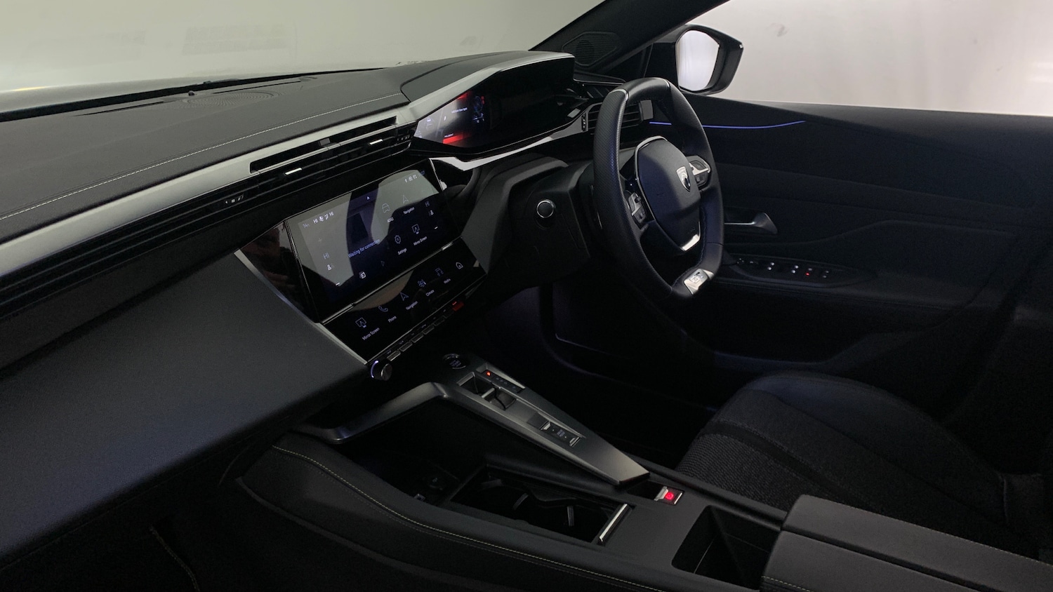 Used Peugeot 408 2025 for sale - 78035710: Photo 2