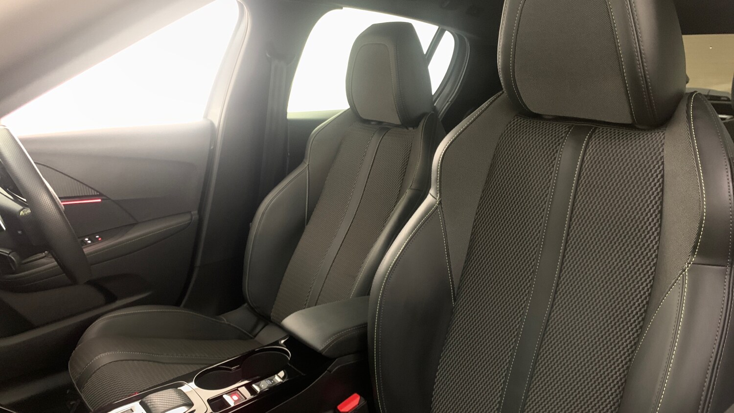 Used Peugeot 208 2025 for sale - 77551342: Photo 49