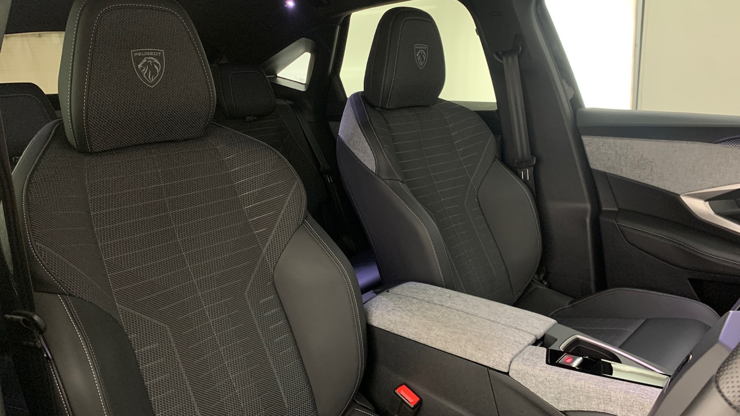 Used Peugeot 3008 2025 for sale - 76474349: Photo 45