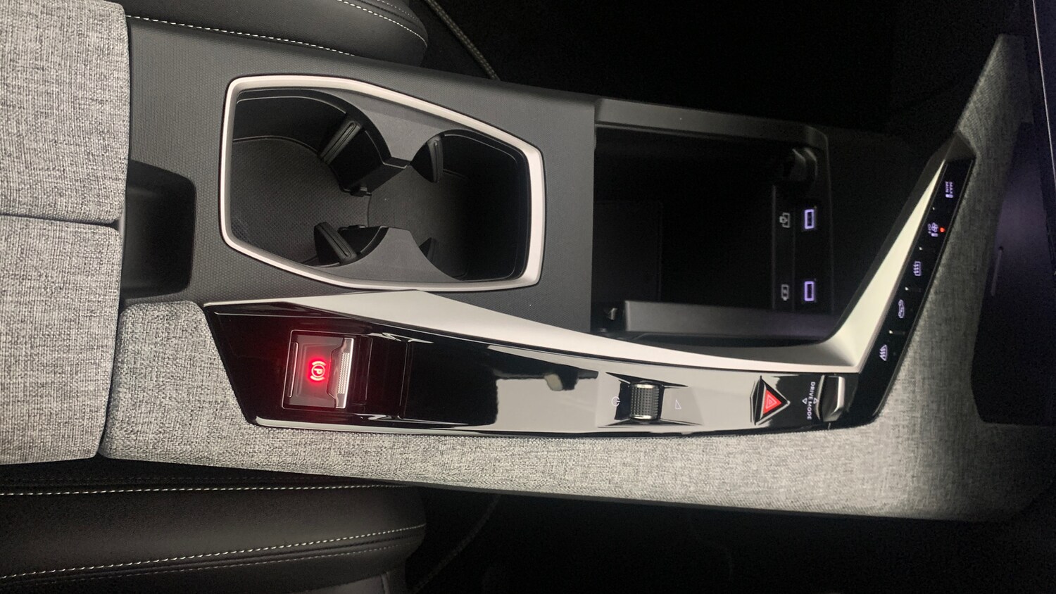 Used Peugeot 5008 2025 for sale - 76123511: Photo 34