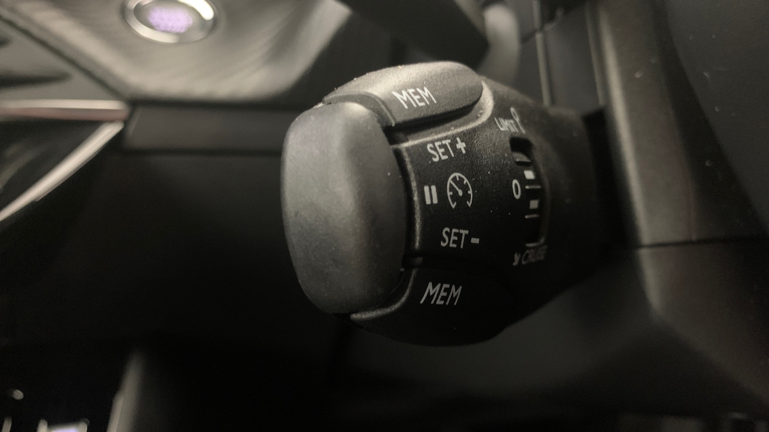 Used Peugeot 2008 2025 for sale - 76825700: Photo 37