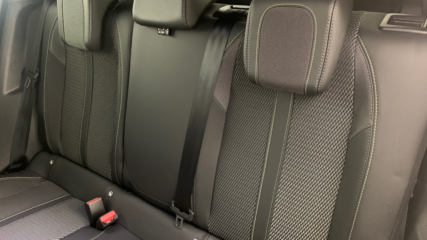 Used Peugeot 2008 2025 for sale - 76825700: Photo 8