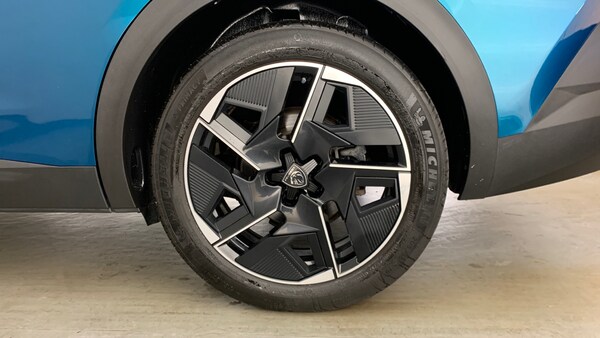 Used Peugeot 408 2024 for sale - 76110264: Photo 17