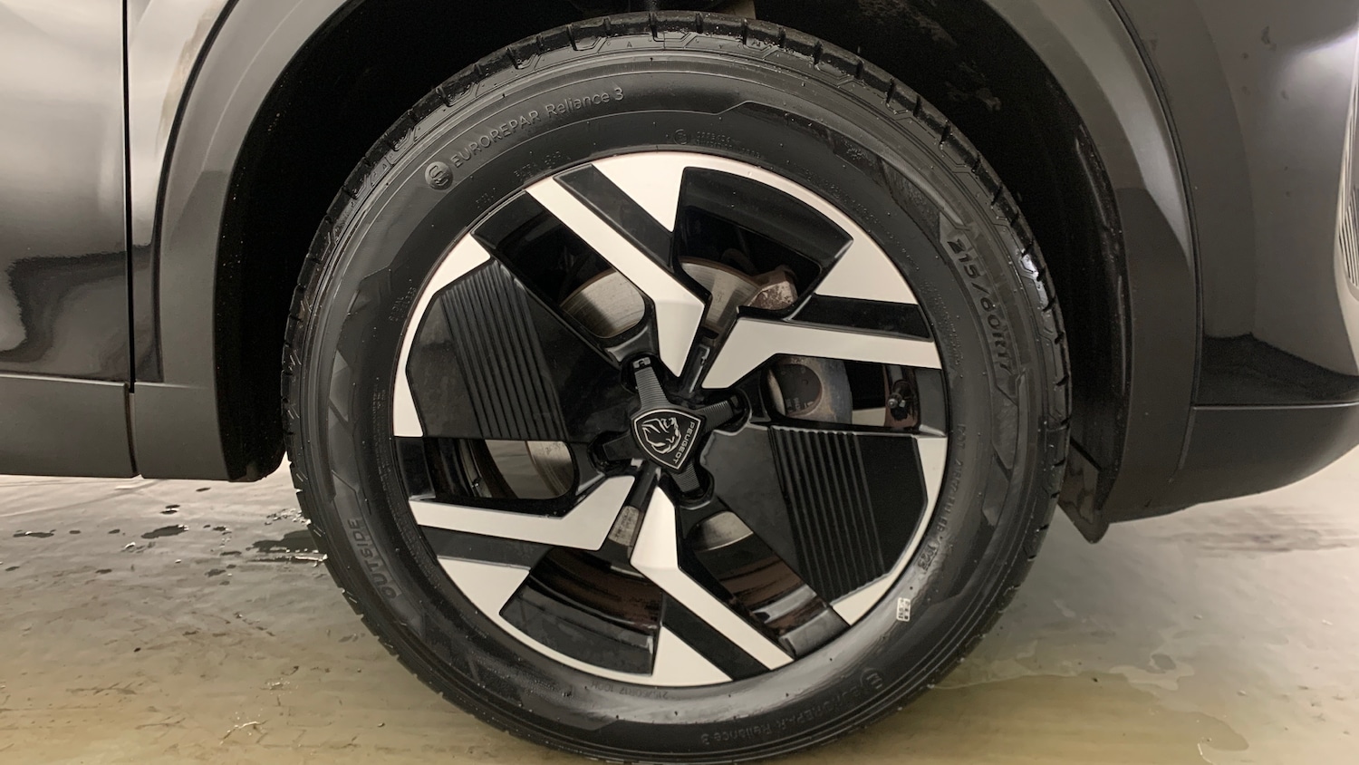 Used Peugeot 2008 2023 for sale - 76419757: Photo 23