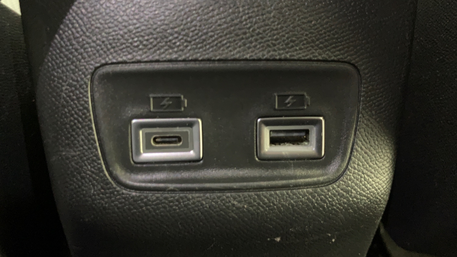 Used Peugeot 2008 2023 for sale - 76419757: Photo 39