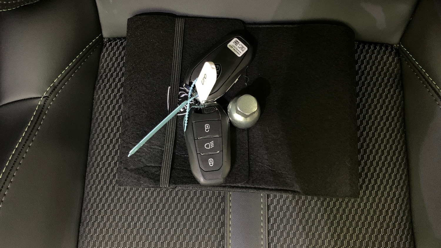 Used Peugeot 2008 2023 for sale - 76419757: Photo 41