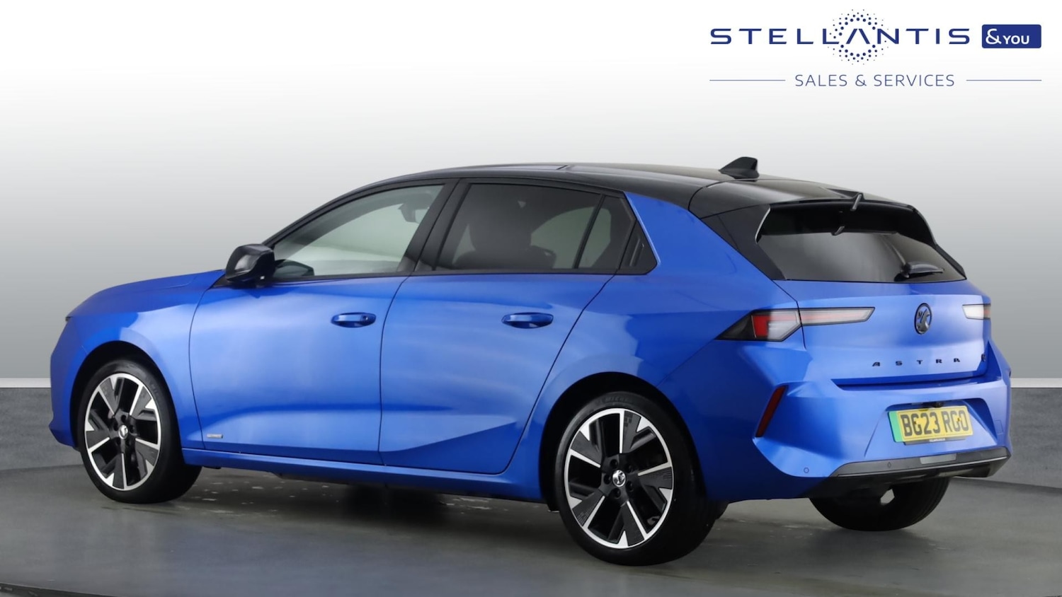 Used Vauxhall Astra 2023 for sale - 77042354: Photo 3