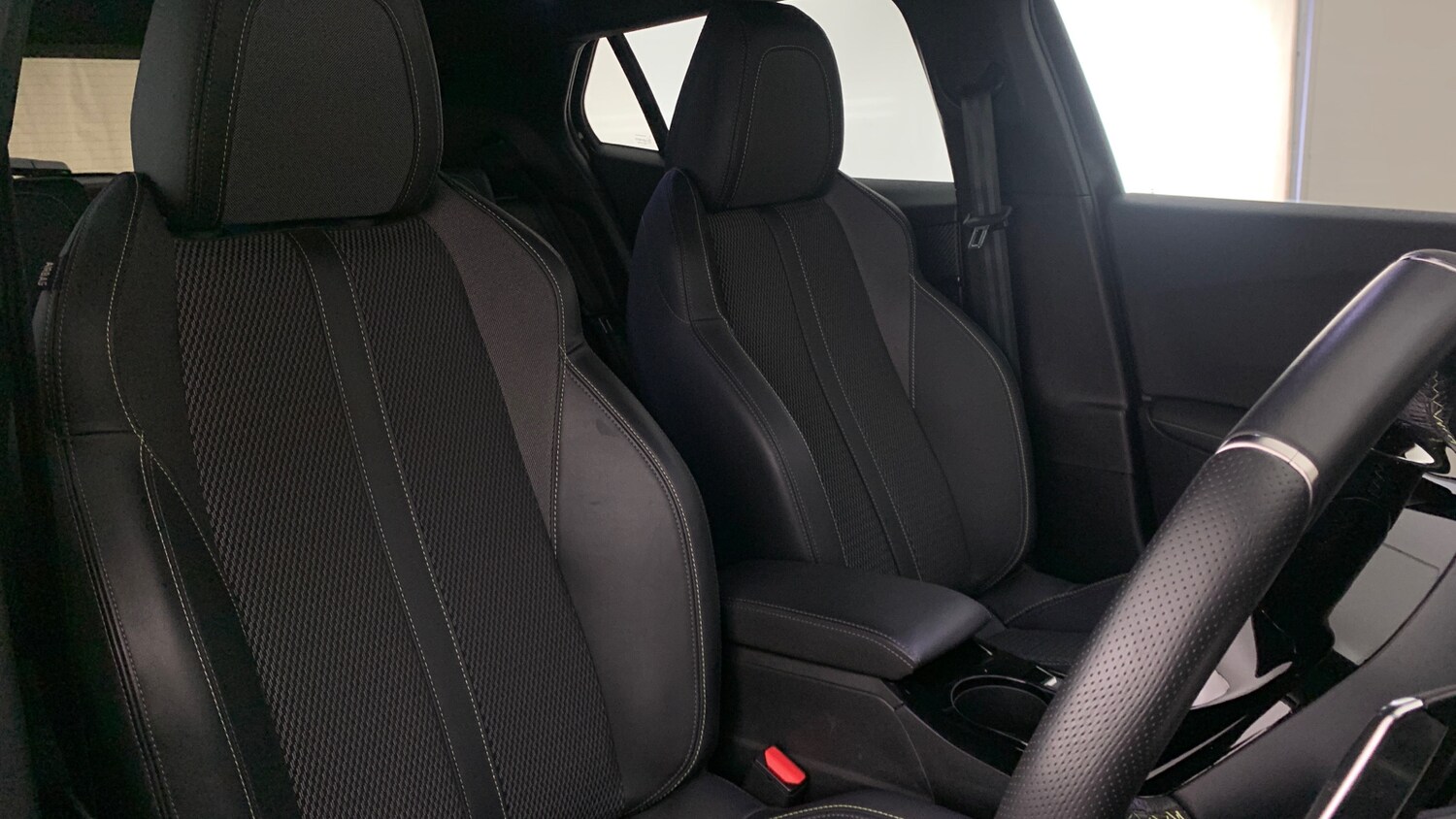 Used Peugeot 2008 2024 for sale - 76327701: Photo 42