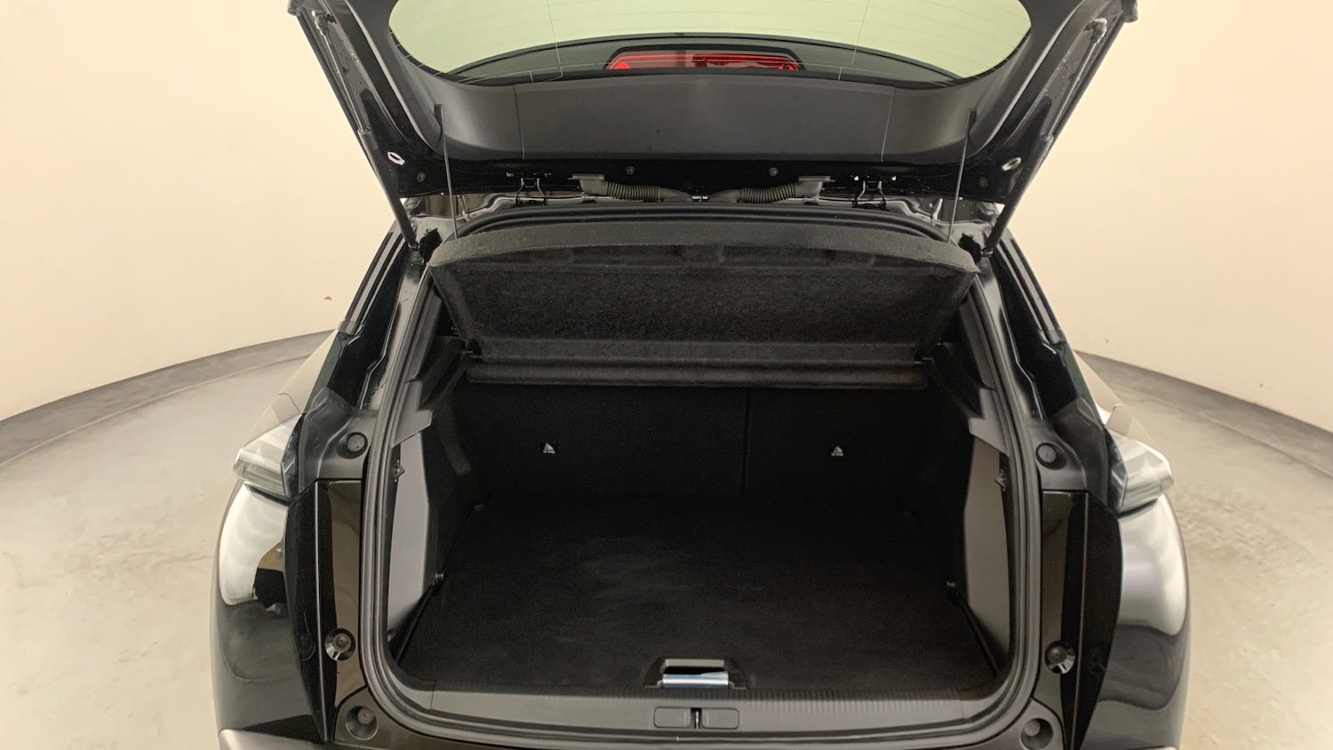 Used Peugeot 2008 2024 for sale - 76327701: Photo 5